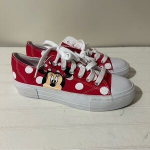 Disney Minnie Mouse Women’s Shoes 11 Red White Polka‎ Dot Low Top Sneakers Laces